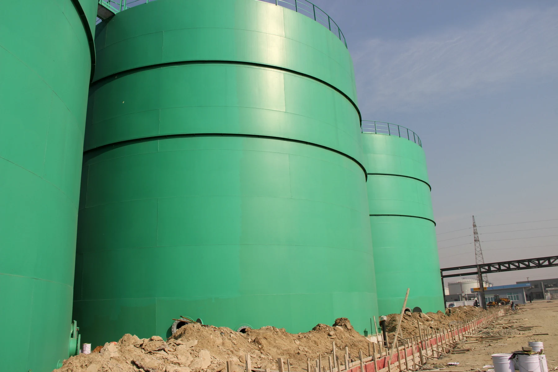 Chemical Tank and Pipe-Rack Corrosion Protection, industrial site image 4