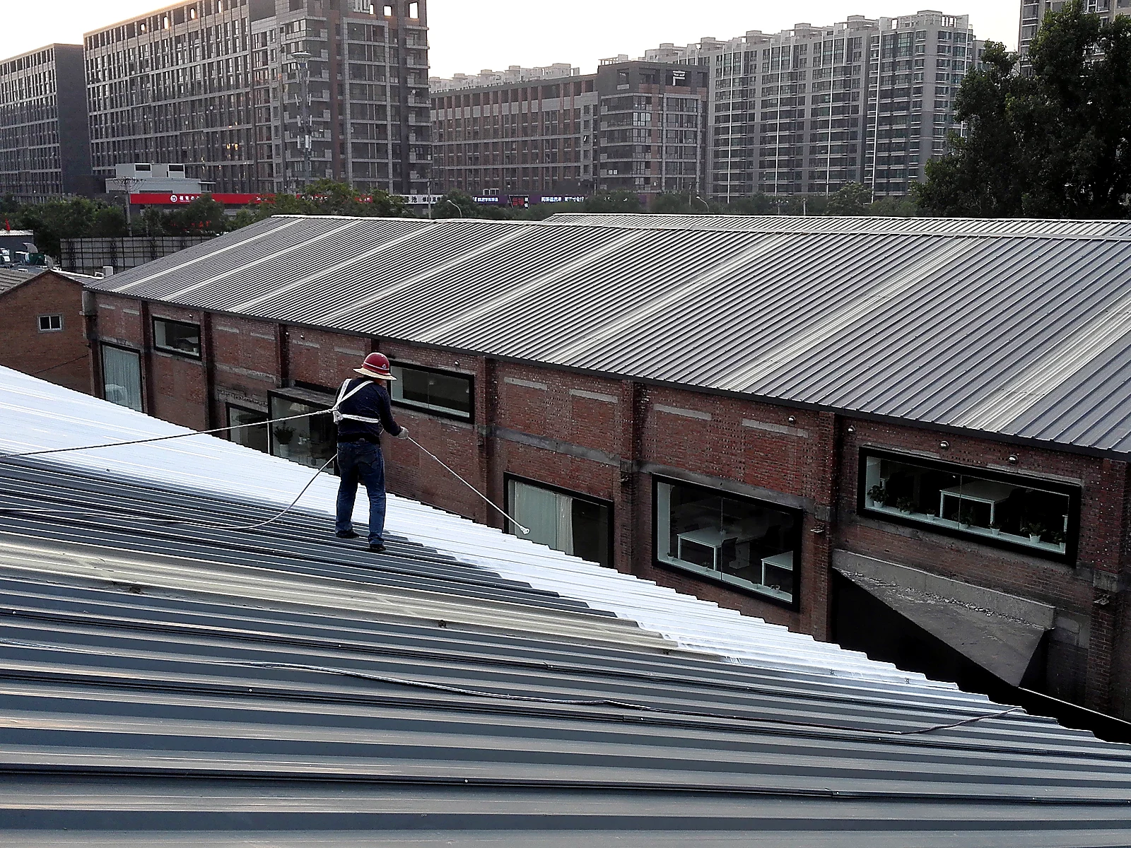 Steel-Structure Factory Roof Solar-Reflective Application, industrial site image 5
