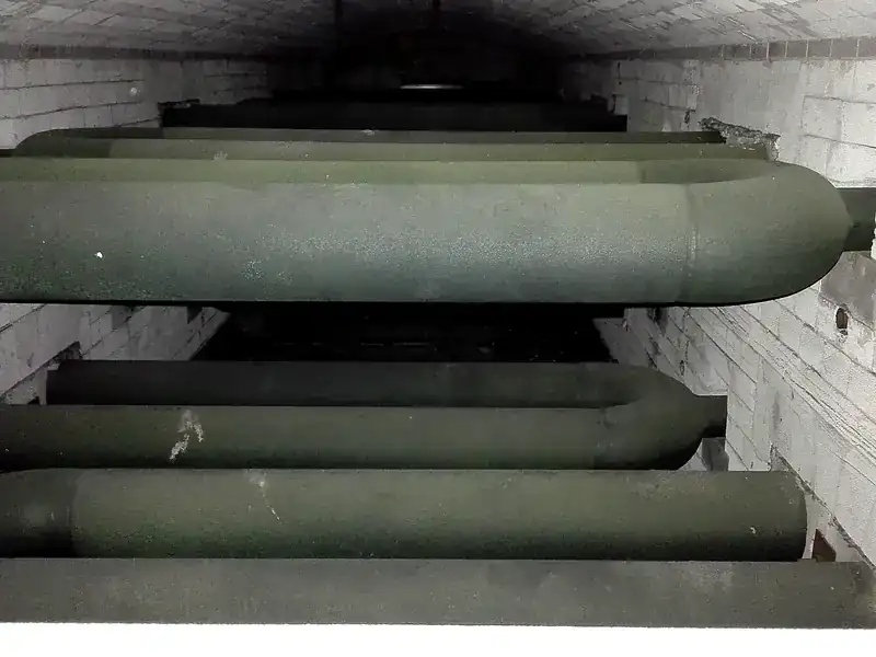 Annealing Furnace Wall and Radiant-Tube Protection, Annealing furnace wall and radiant tubes