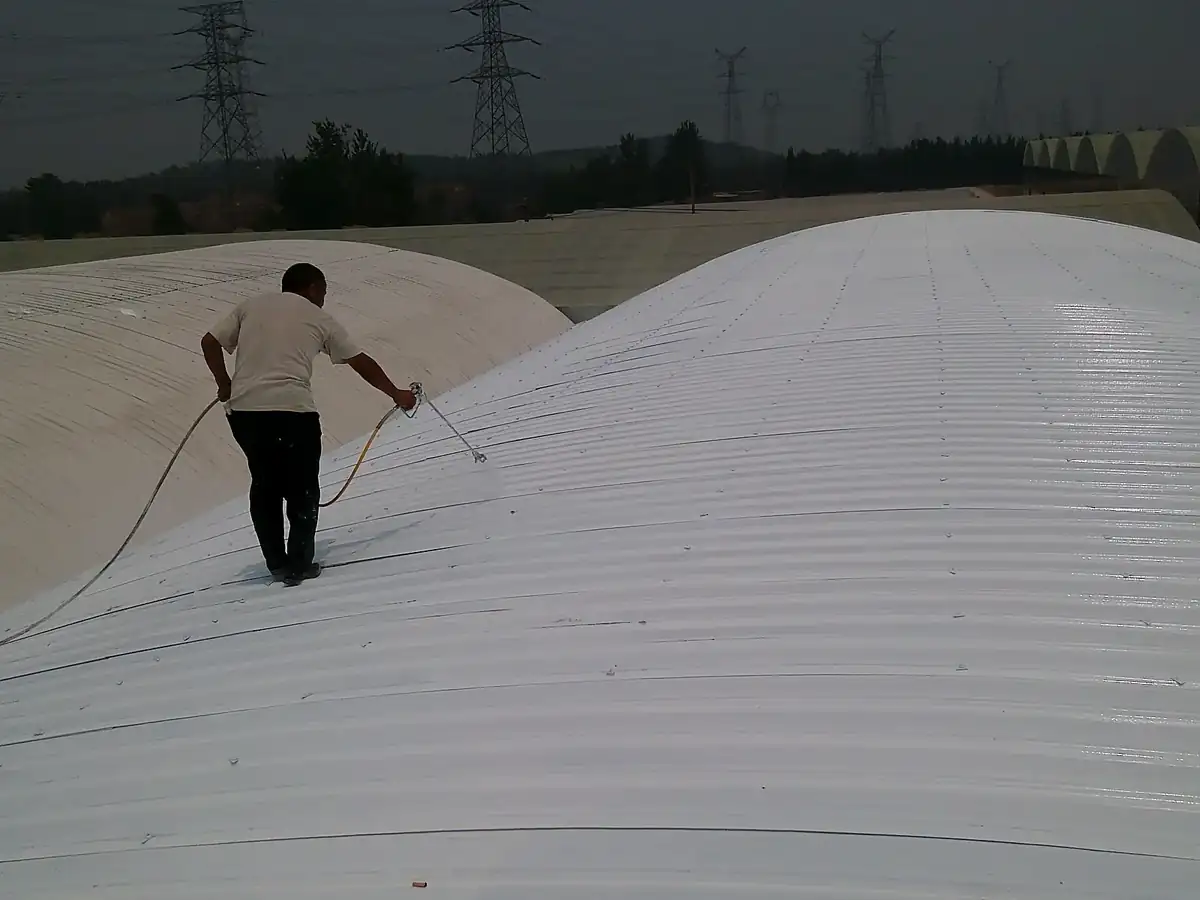 Large Arched Industrial Roof Reflective Coating, Large arched metal roof
