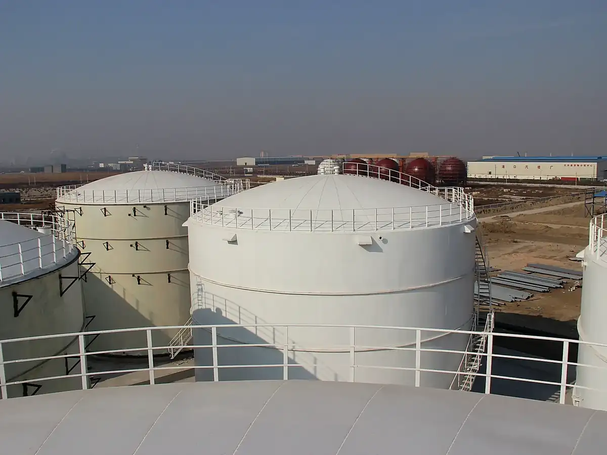Petrochemical Storage Tank Exterior Protection, industrial site image 21